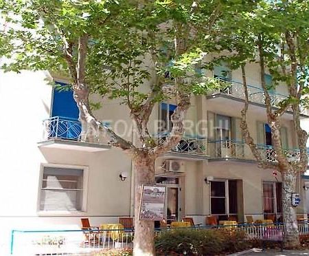 Hotel Villa Dei Platani 贝拉里亚-伊贾马里纳 外观 照片
