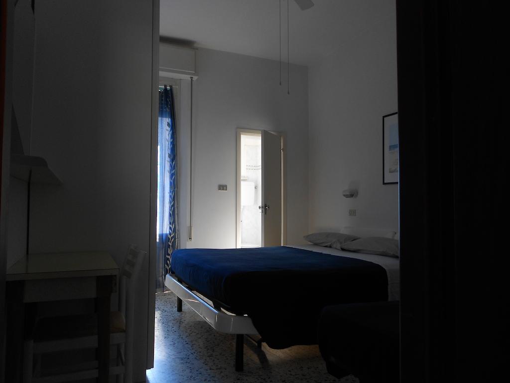 Hotel Villa Dei Platani 贝拉里亚-伊贾马里纳 客房 照片