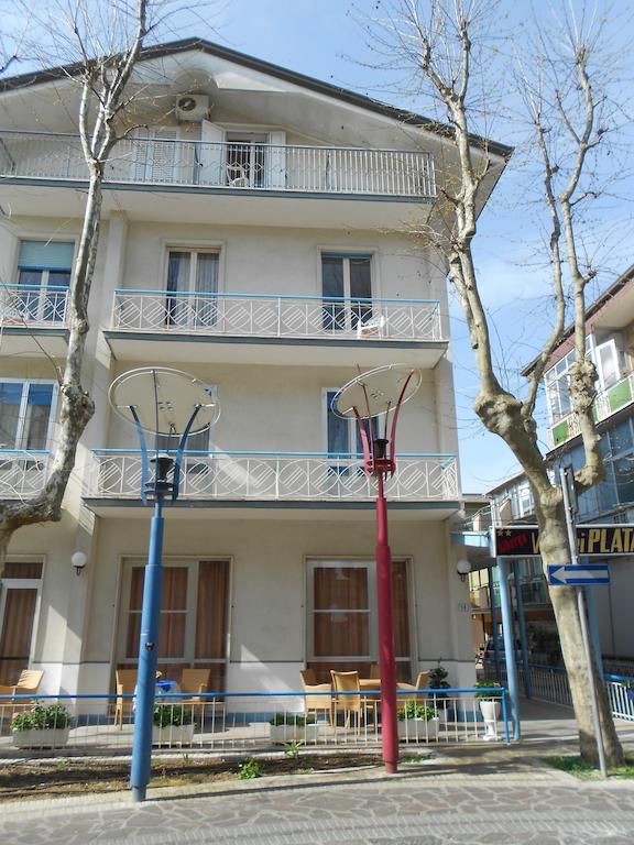 Hotel Villa Dei Platani 贝拉里亚-伊贾马里纳 外观 照片